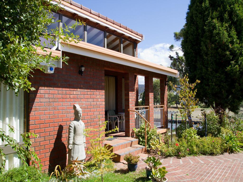 Вилла Derwent Retreat Austins Ferry Экстерьер фото